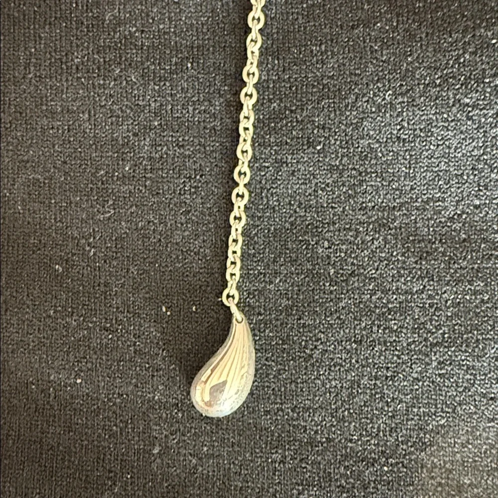 Sterling Silver Teardrop Lariat Necklace - Silver